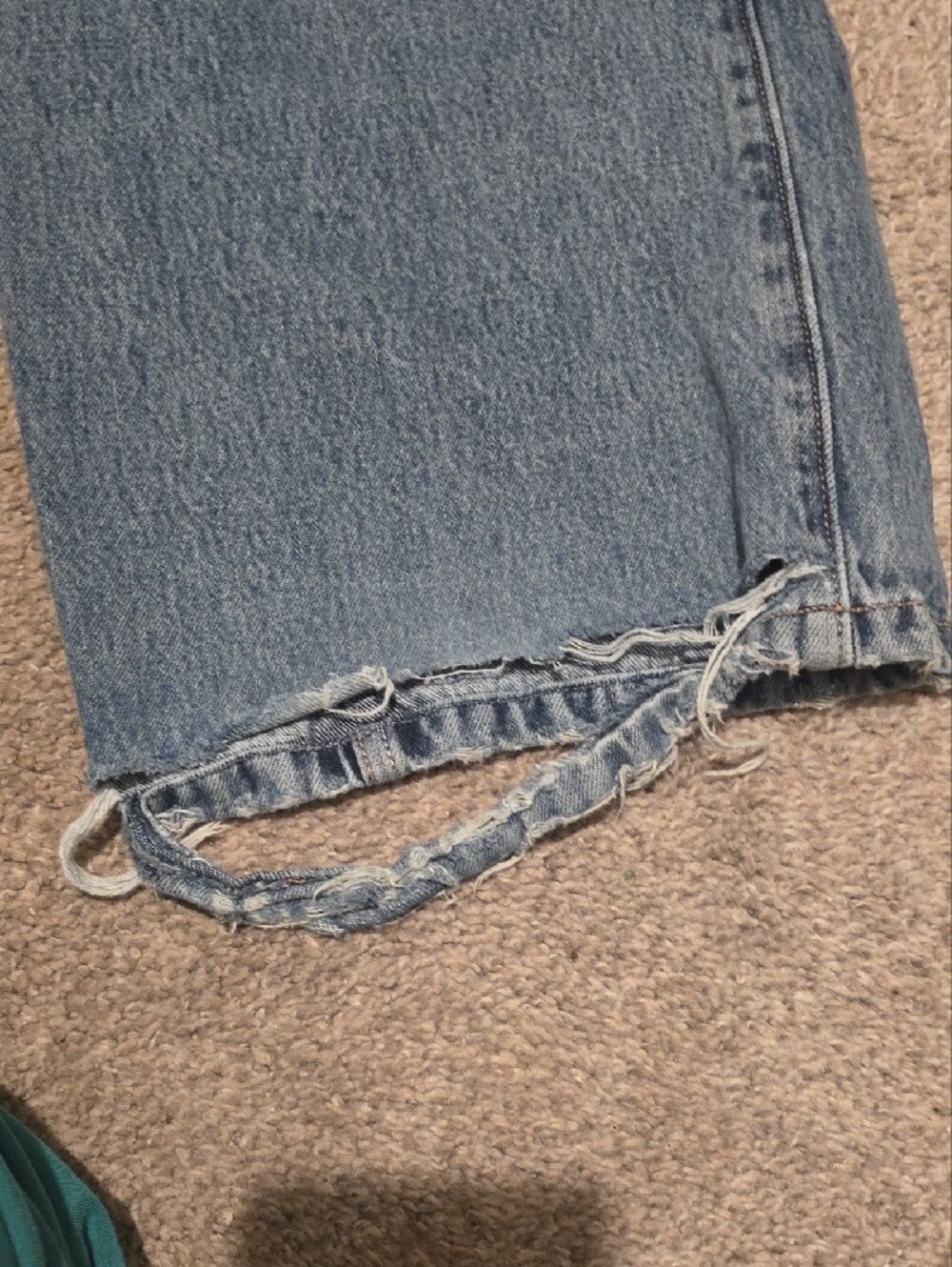 Hollister Women's Wide Leg Jeans in Light Blue Denim - Picture 8 of 10